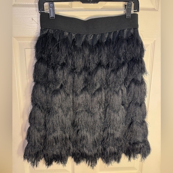 Banana republic black fringe skirt size medium new without tags - Picture 3 of 7